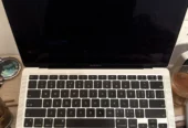MacBook Air M1
