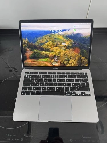 MacBook Air M1 2020 – Paris