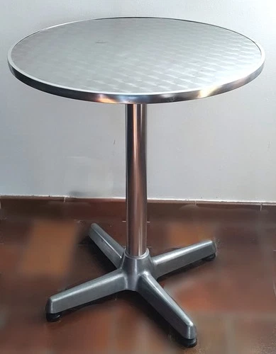 Box stockage à vider – mobilier et objets divers – Paris