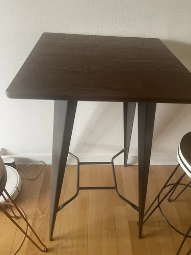 Table haute cuisine + 2 tabourets