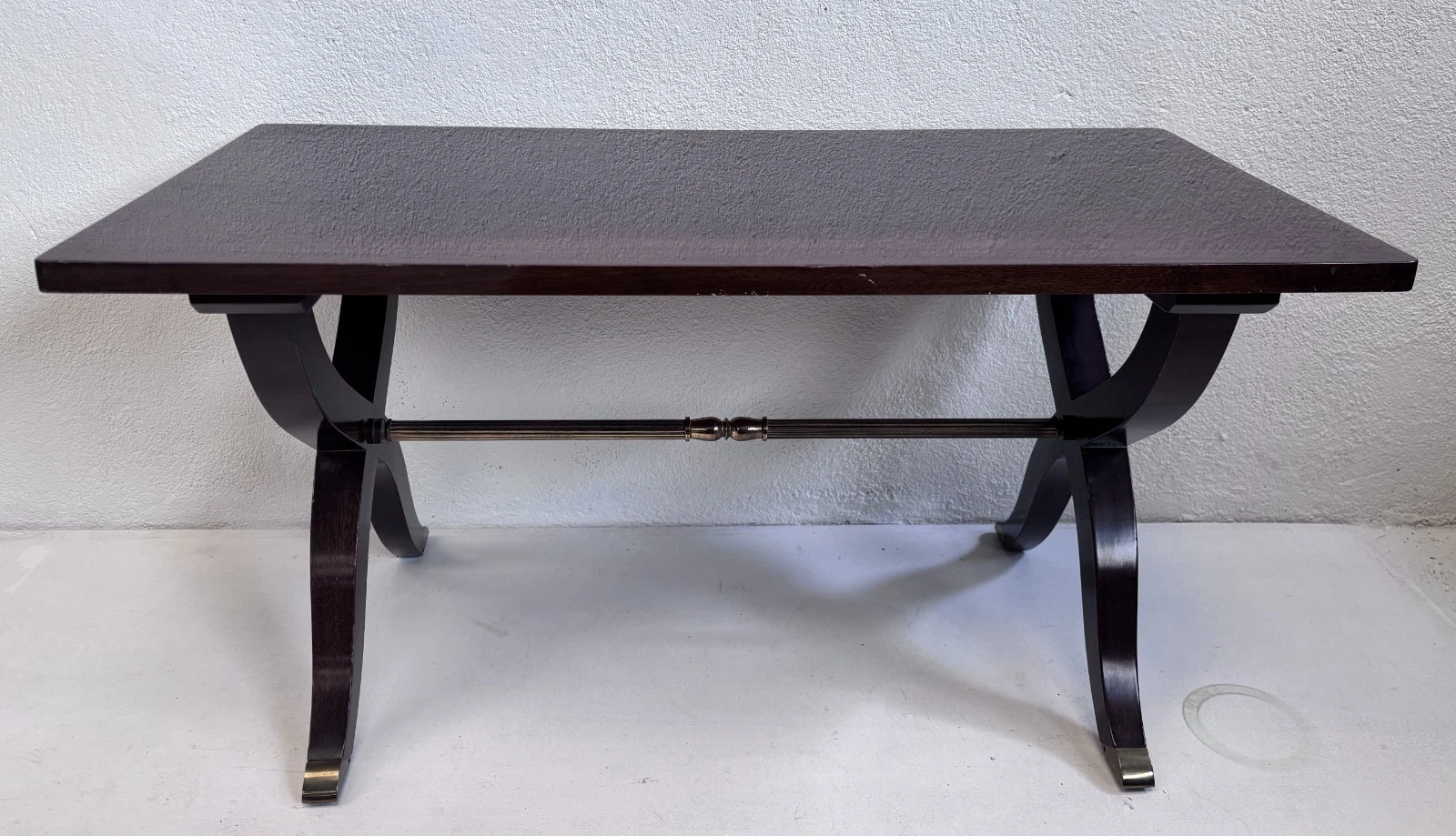 Table basse en bois – Bordeaux